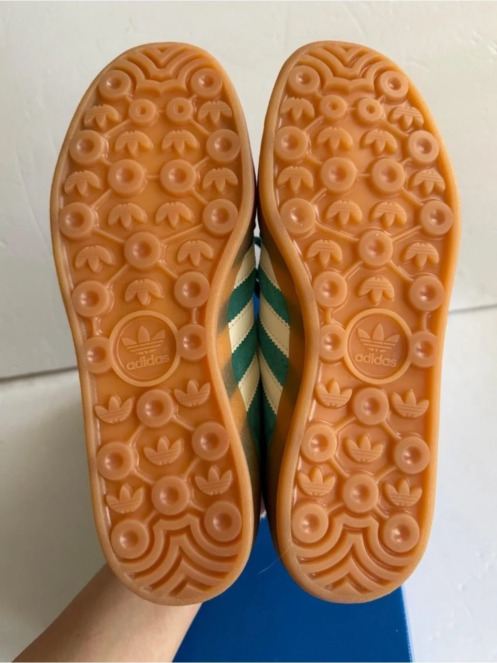 Adidas Gazelle Sneakers - Men’s 8 (Women’s 9) - Blue / Teal JQ8391